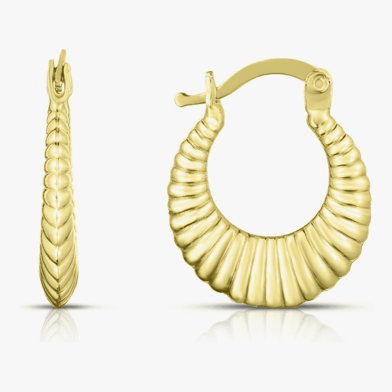 Gold earrings 02